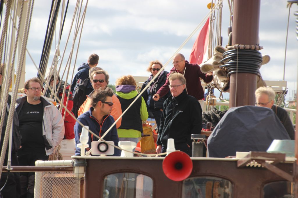 Abenteuer beim Junggesellenabschied auf einem Segelschiff